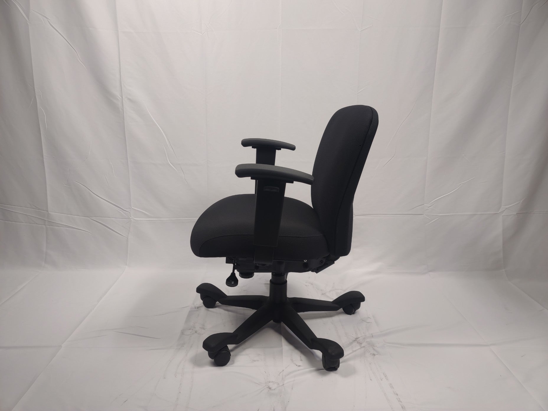 2. Fully Upholstered Ergonomic Office Chair