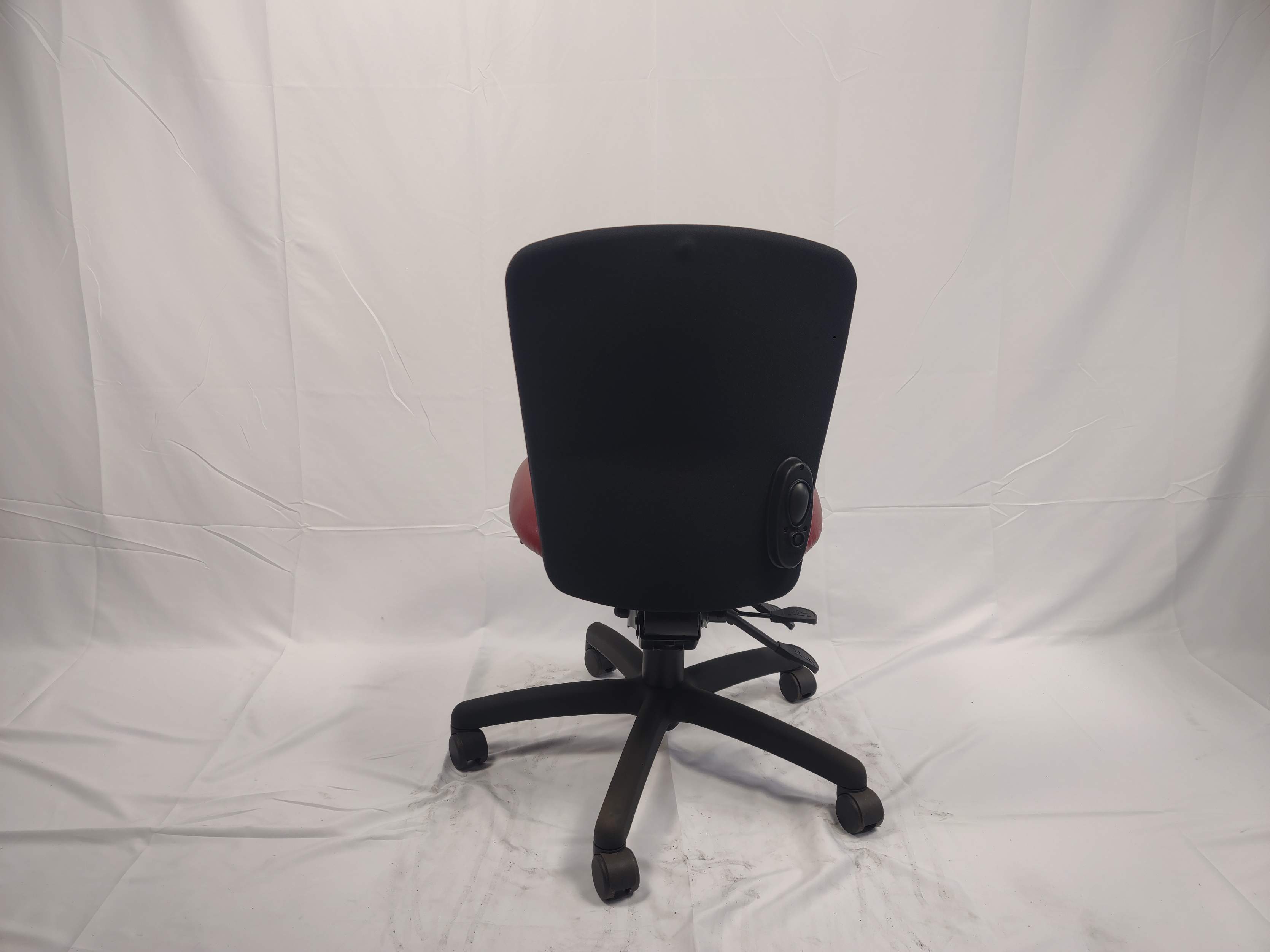 8. Stylish Red Ergonomic Office chair